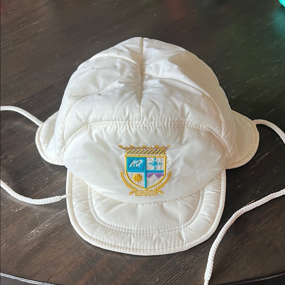 Vintage K2 Ski Hat White Puffy Ear Flaps Quilted Crest 80s RARE Unique